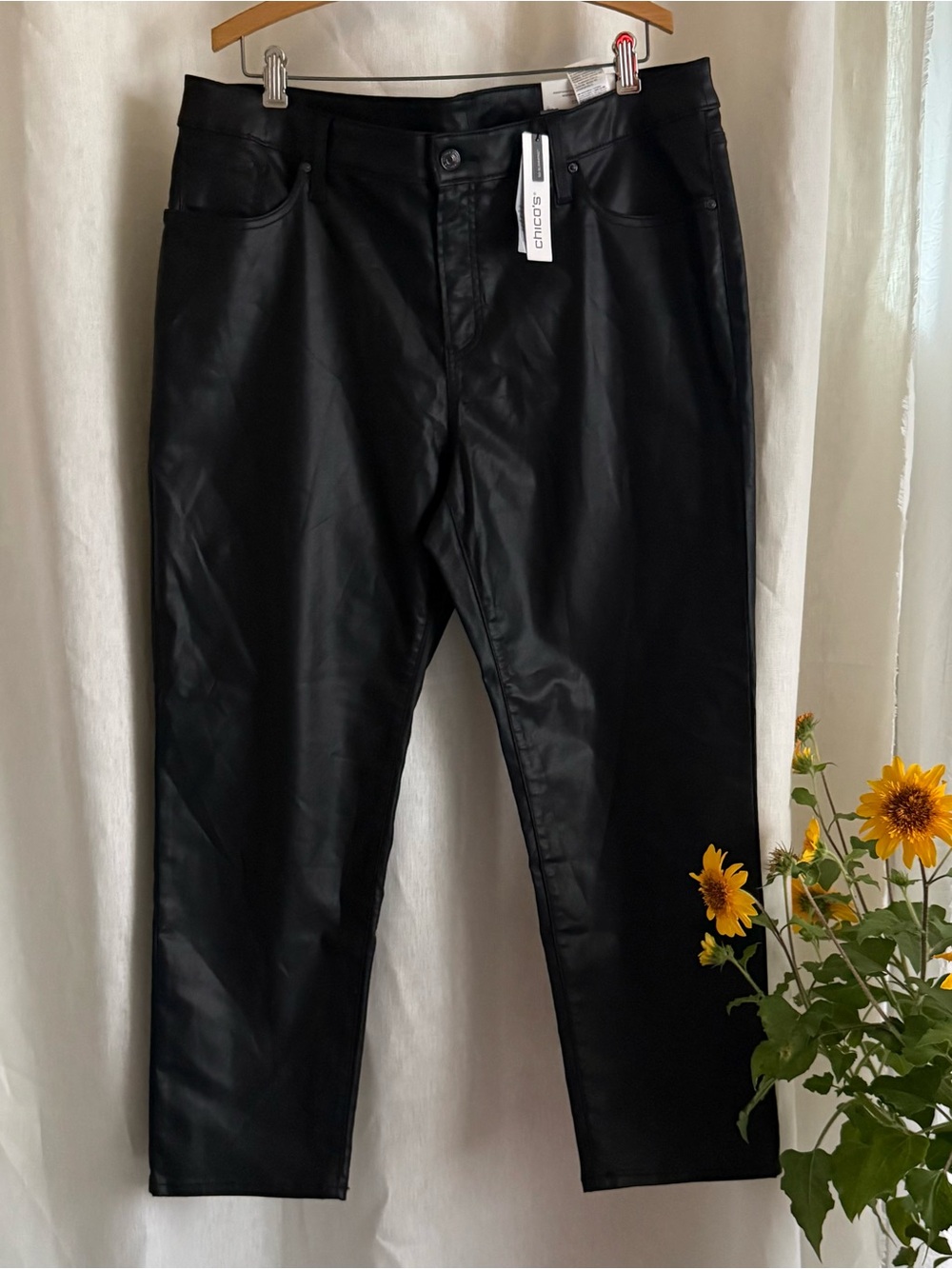 NWT Chico’s So Slimming Girlfriend Slim Leg Pants 3R 16 Black Faux Leather Look - Picture 4 of 12